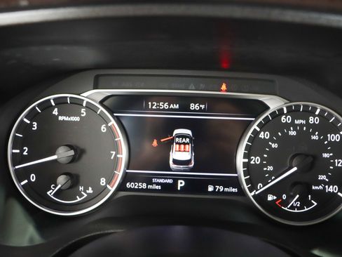 Used 2023 Nissan Rogue SV FWD image 15