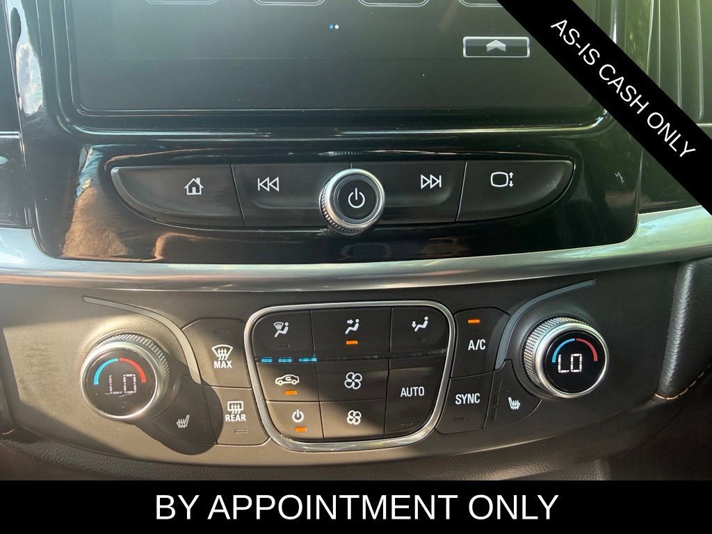Used 2019 Chevrolet Traverse LT w/ LT Premium Package FWD image 12