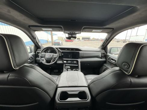 Certified 2025 GMC Sierra 1500 AT4X image 21