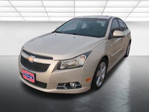 Used 2012 Chevrolet Cruze LT w/ RS Package image 3