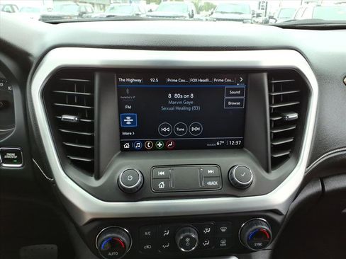 Certified 2023 GMC Acadia SLE w/ Driver Convenience Package image 32