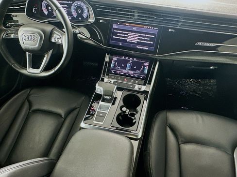 Used 2025 Audi Q7 3.0T Premium w/ Convenience Package AWD/4WD image 6