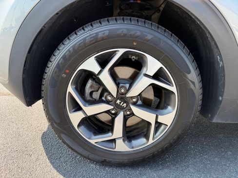 Used 2022 Kia Sportage LX image 36