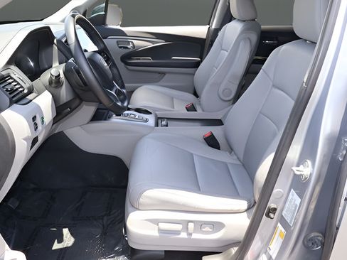 Used 2021 Honda Pilot Special Edition image 11
