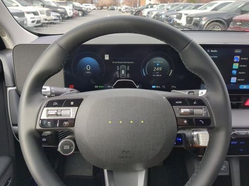 Used 2025 Hyundai Ioniq 5 Limited image 18