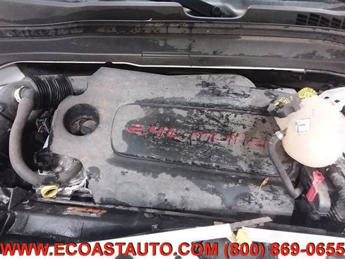 Used 2016 Jeep Renegade Limited image 9