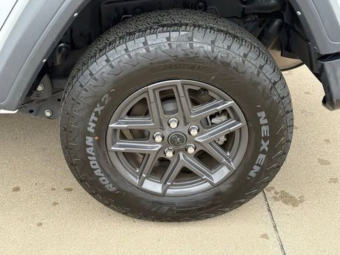 Used 2024 Jeep Wrangler Sport S AWD/4WD image 11