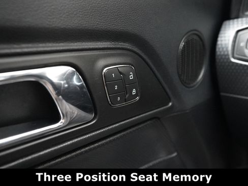 Used 2017 Ford Mustang GT Premium w/ GT Performance Package image 31