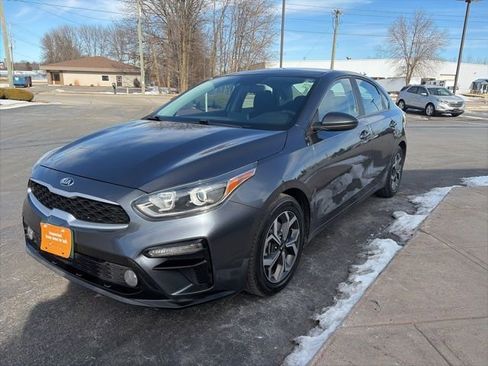 Used 2020 Kia Forte LXS image 13