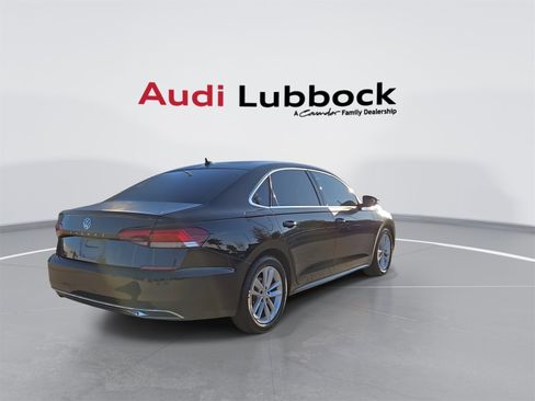Used 2020 Volkswagen Passat 2.0T SE image 8