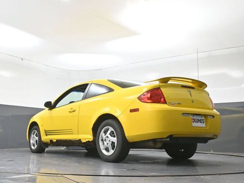 Used 2008 Pontiac G5 FWD image 28