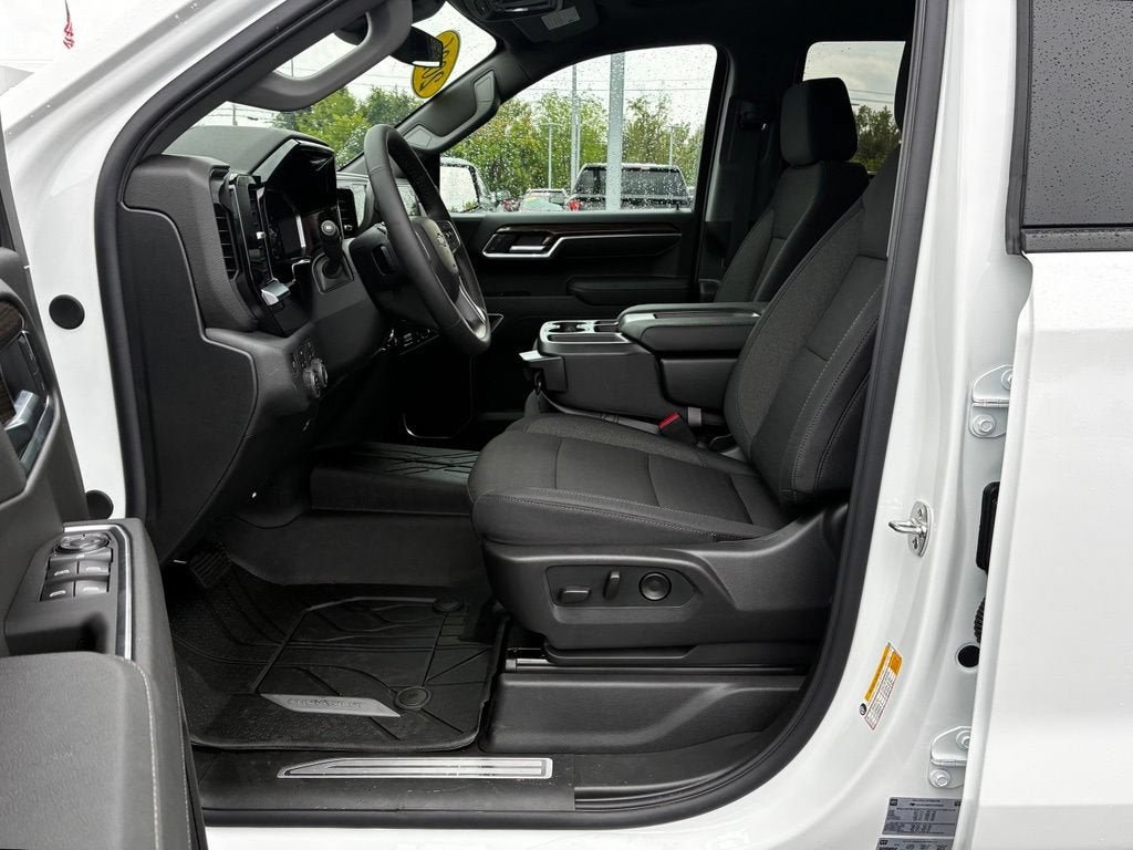 New 2026 Chevrolet Silverado 1500 RST w/ RST Select Package AWD/4WD image 4