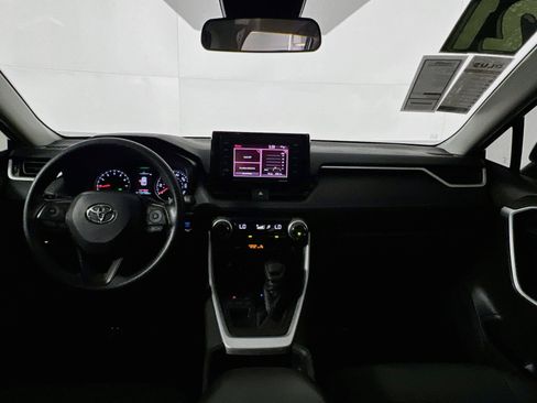Used 2021 Toyota RAV4 XLE FWD image 30