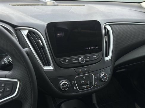 Used 2020 Chevrolet Malibu LS image 20