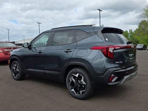 New 2026 Kia Seltos S AWD/4WD image 3