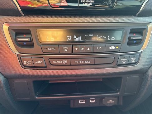 Used 2024 Honda Ridgeline Sport image 36