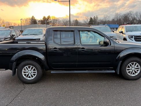 Used 2019 Nissan Frontier SV w/ Value Truck Package image 4