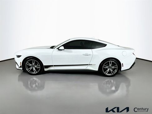 Used 2025 Ford Mustang Coupe w/ Wheel & Stripe Package RWD image 8