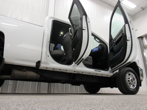 Used 2019 Chevrolet Silverado 2500 W/T image 20