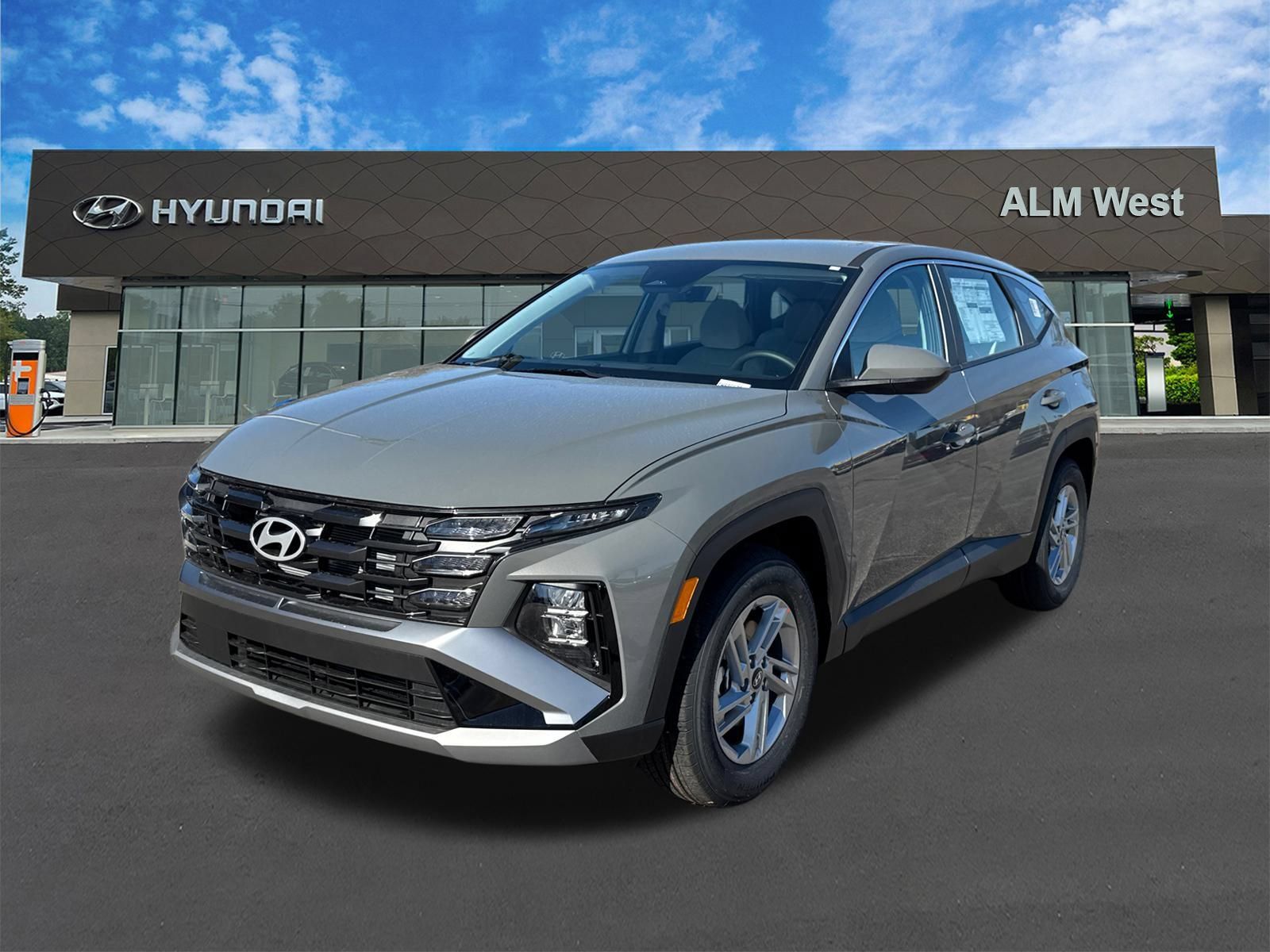 New 2026 Hyundai Tucson SE FWD image 1