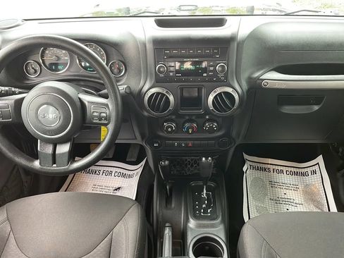 Used 2017 Jeep Wrangler Unlimited Sport AWD/4WD image 21