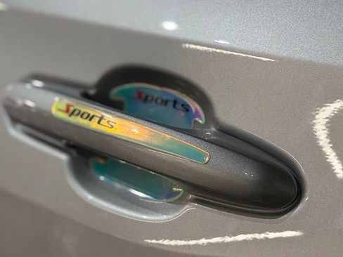 Used 2025 Toyota RAV4 XLE w/ Convenience Package image 15