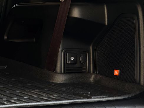 Certified 2022 Toyota 4Runner Limited AWD/4WD image 28
