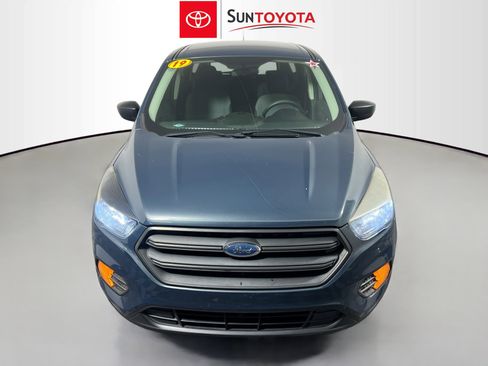 Used 2019 Ford Escape S image 10