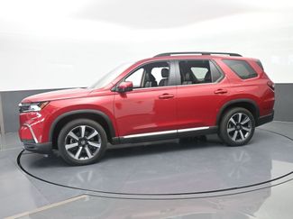 Used 2024 Honda Pilot Touring video 2