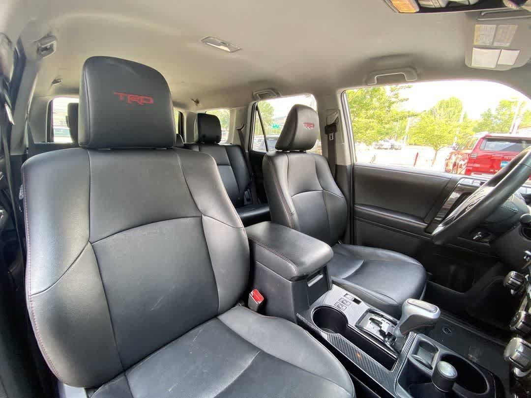 Used 2021 Toyota 4Runner TRD Off-Road Premium AWD/4WD image 26