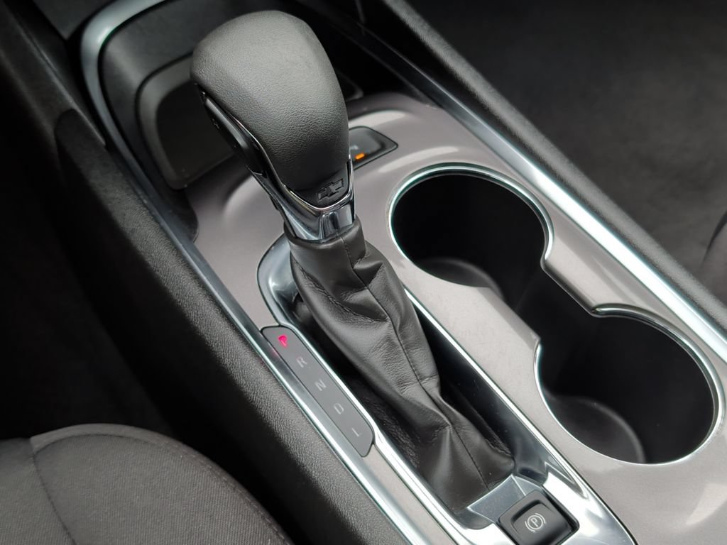 Used 2024 Chevrolet Malibu LT FWD image 24