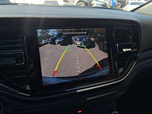 Certified 2022 Dodge Durango GT image 27