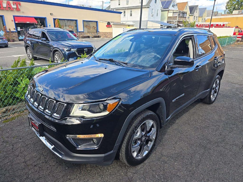 Used 2018 Jeep Compass Limited w/ Navigation Group AWD/4WD image 6