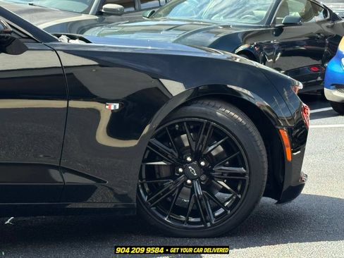 Used 2019 Chevrolet Camaro SS RWD image 9