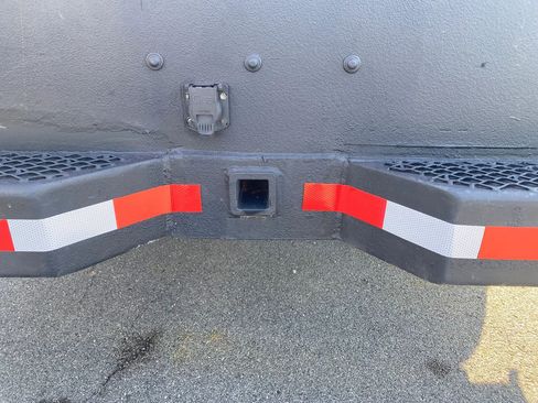 Used 2017 Ford F550 4x4 Regular Cab Super Duty image 50