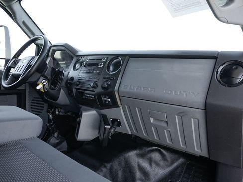 Used 2016 Ford F650 2WD Regular Cab Super Duty image 43