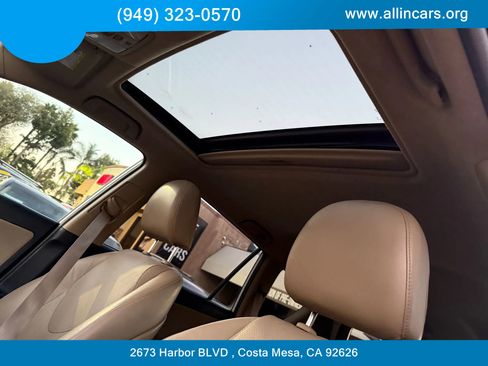 Used 2011 Toyota RAV4 Limited image 13