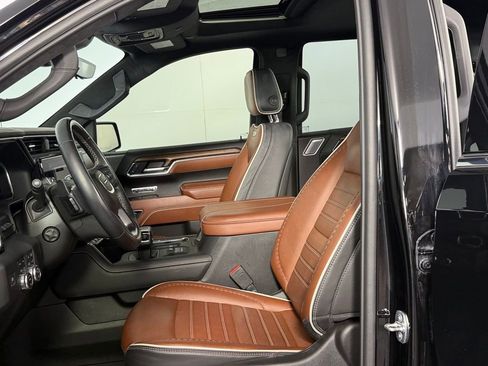 Used 2023 GMC Sierra 1500 Denali Ultimate AWD/4WD image 22