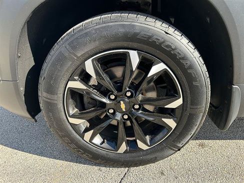 Used 2022 Chevrolet TrailBlazer LT AWD/4WD image 10