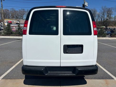 Used 2019 Chevrolet Express 2500 Extended w/ Driver Convenience Package RWD image 7