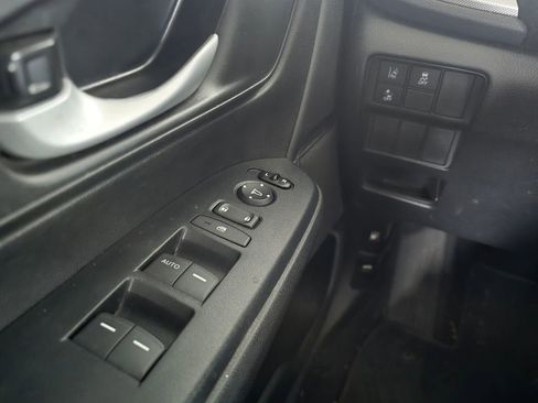 Used 2021 Honda CR-V LX image 16