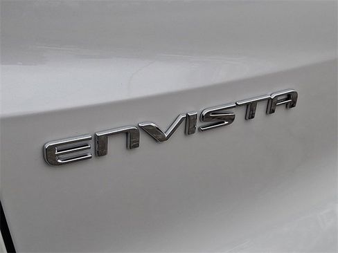 New 2026 Buick Envista Avenir image 18