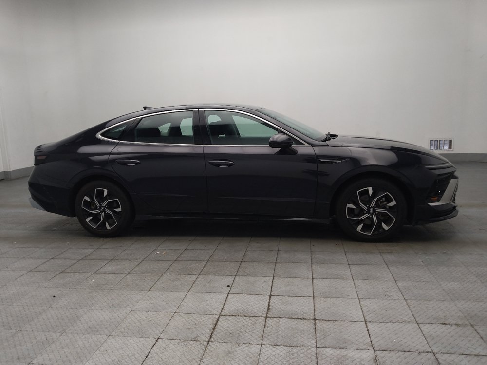 Used 2025 Hyundai Sonata SEL FWD image 11