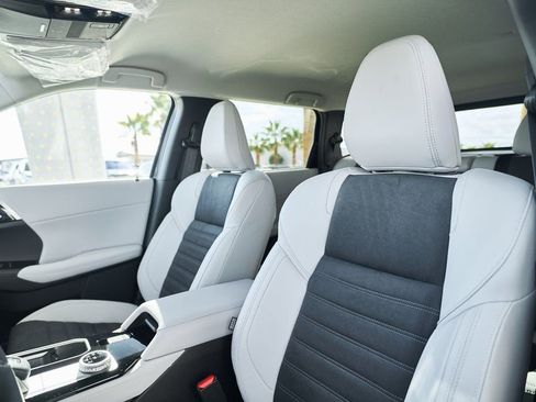 New 2026 Mitsubishi Outlander SE FWD image 26