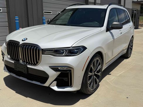 Used 2020 BMW X7 M50i w/ Executive Package AWD/4WD image 35
