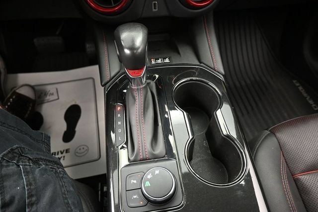 Used 2019 Chevrolet Blazer RS FWD image 11