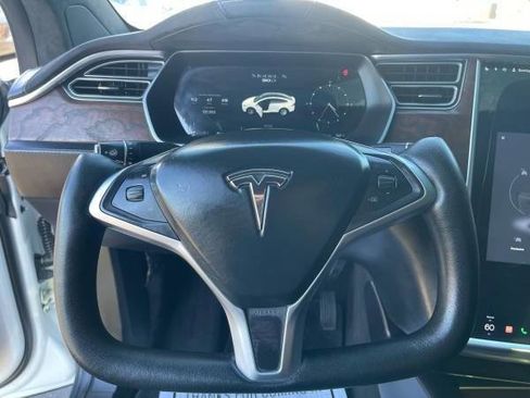 Used 2016 Tesla Model X 90D image 11