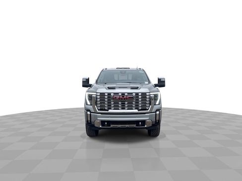 Used 2025 GMC Sierra 2500 Denali w/ Denali Reserve Package image 3