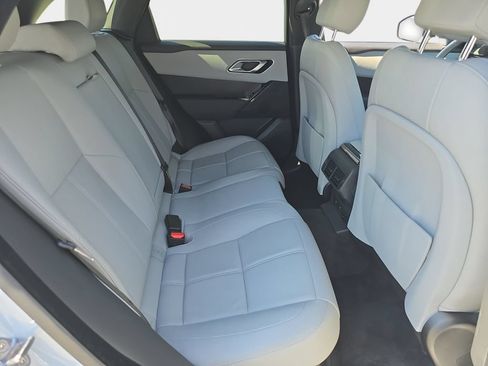 Certified 2026 Land Rover Range Rover Velar Dynamic SE AWD/4WD image 11