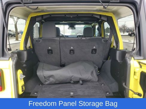 Used 2024 Jeep Wrangler Unlimited Rubicon image 12